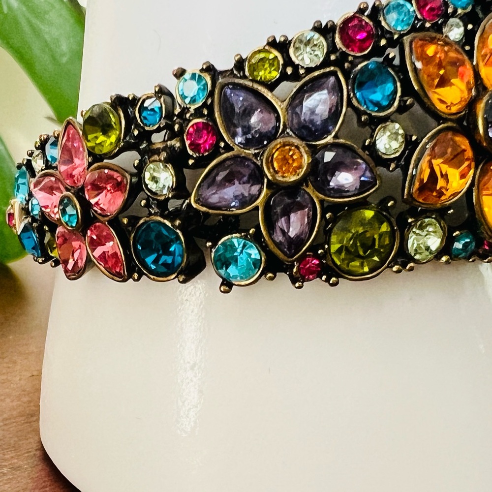 Heidi Daus “Fantasy in Florals” Crystal bracelet,bright multi colors Size SMALL - Picture 6 of 10